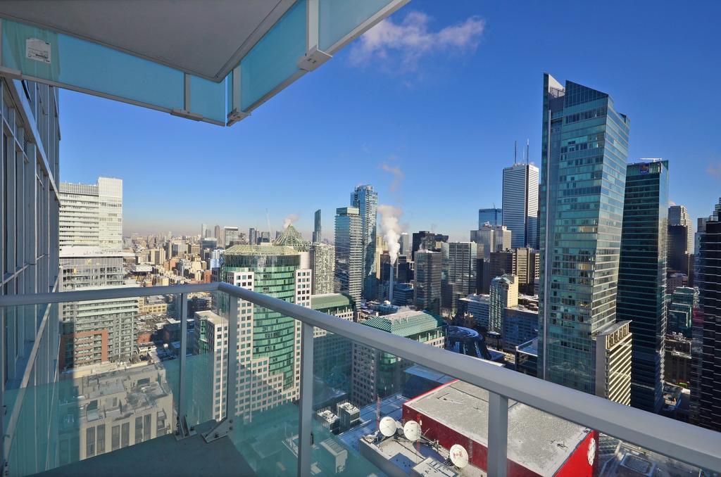 Atlas Suites - Cn Tower & Convention Centre Toronto Zimmer foto