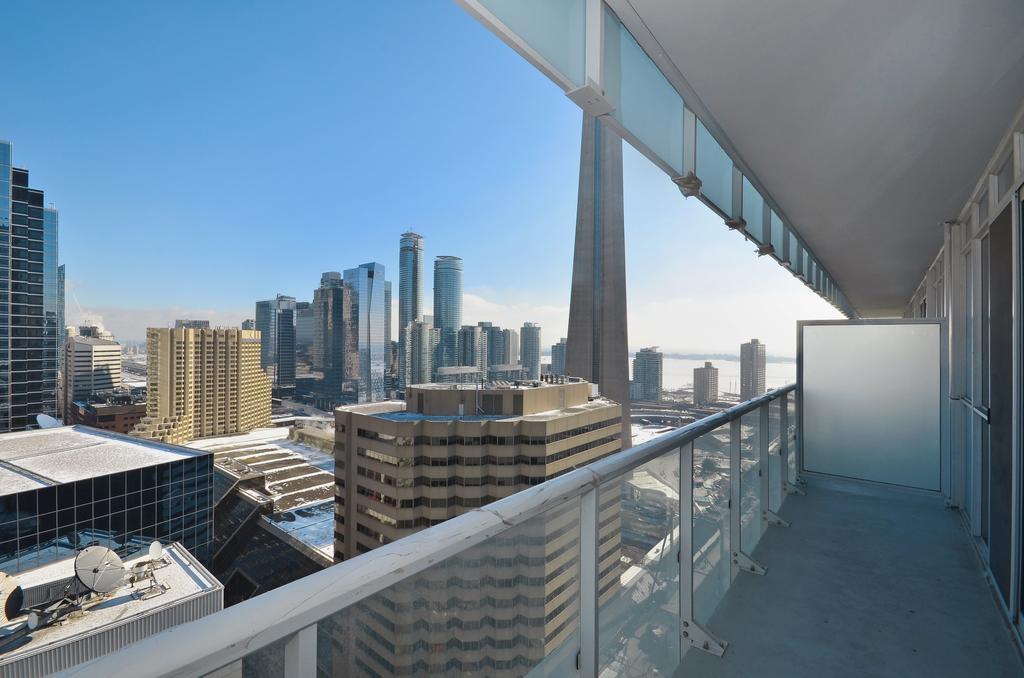 Atlas Suites - Cn Tower & Convention Centre Toronto Zimmer foto